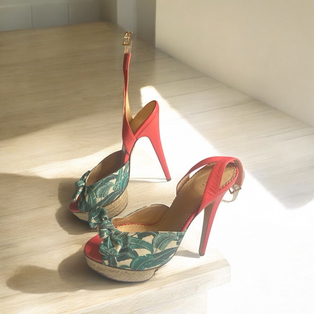 Charlotte Olympia Serena Banana Leaf Sandal Herls - Picture 4 of 16